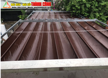 Mái hiên, mái xếp, mái bạt che nắng di động ở Nghệ An giá rẻ