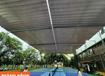 Thi công mái che, bạt xếp sân Pickleball, sân Tennis ngoài trời giá rẻ tại Quảng Bình 